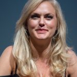 Elaine Hendrix Net Worth