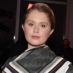 Eliza Scanlen Bra Size, Age, Weight, Height, Measurements