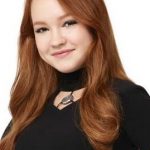 Sadie Stanley Bra Size, Age, Weight, Height, Measurements