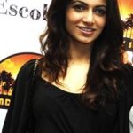 Simran Kaur Mundi Net Worth