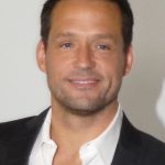 Josh Hopkins Age, Weight, Height, Measurements