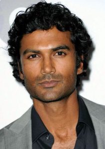 Sendhil Ramamurthy