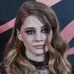 Josephine Langford Bra Size, Age, Weight, Height, Measurements
